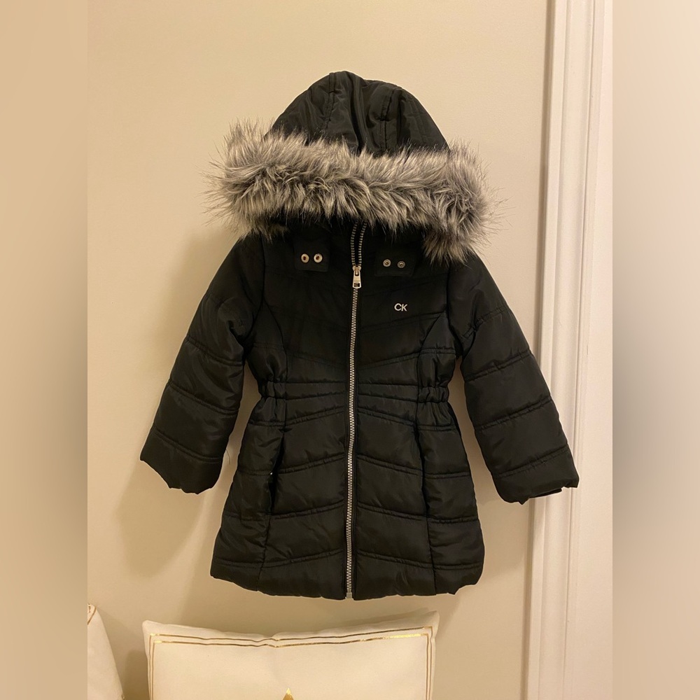 PRACTICALLY NEW: CK Black Puffer/Parka Coat with Faux Fur Hood size 3T